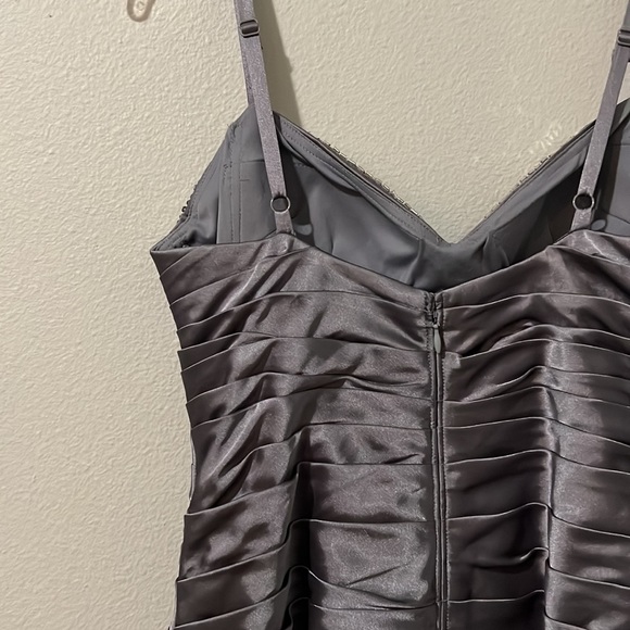 Adriana Papell silver layered mini dress - Picture 5 of 7